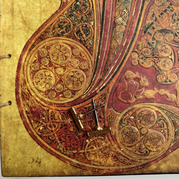 💋🆕Minimalist Gold Bar Stud Earrings - Picture 3 of 5